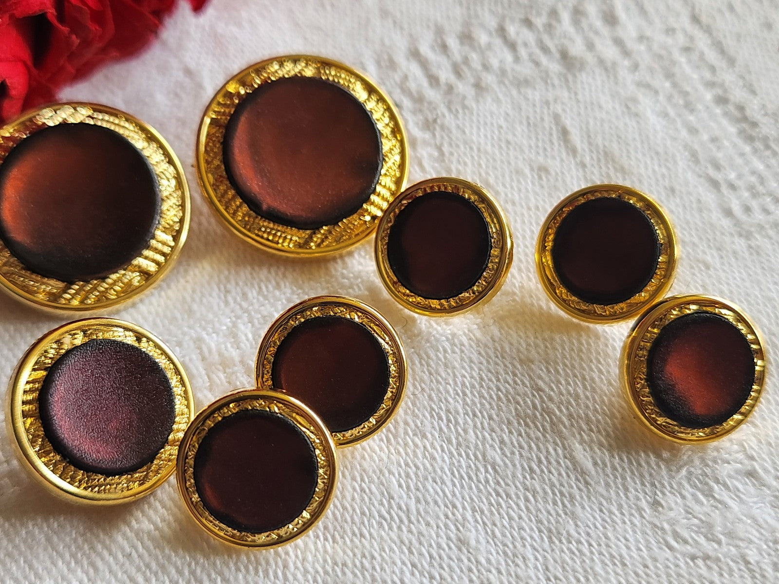 Lot 8 boutons vintage doré marron acrylique 1,2 cm à 2 cm ref 1215