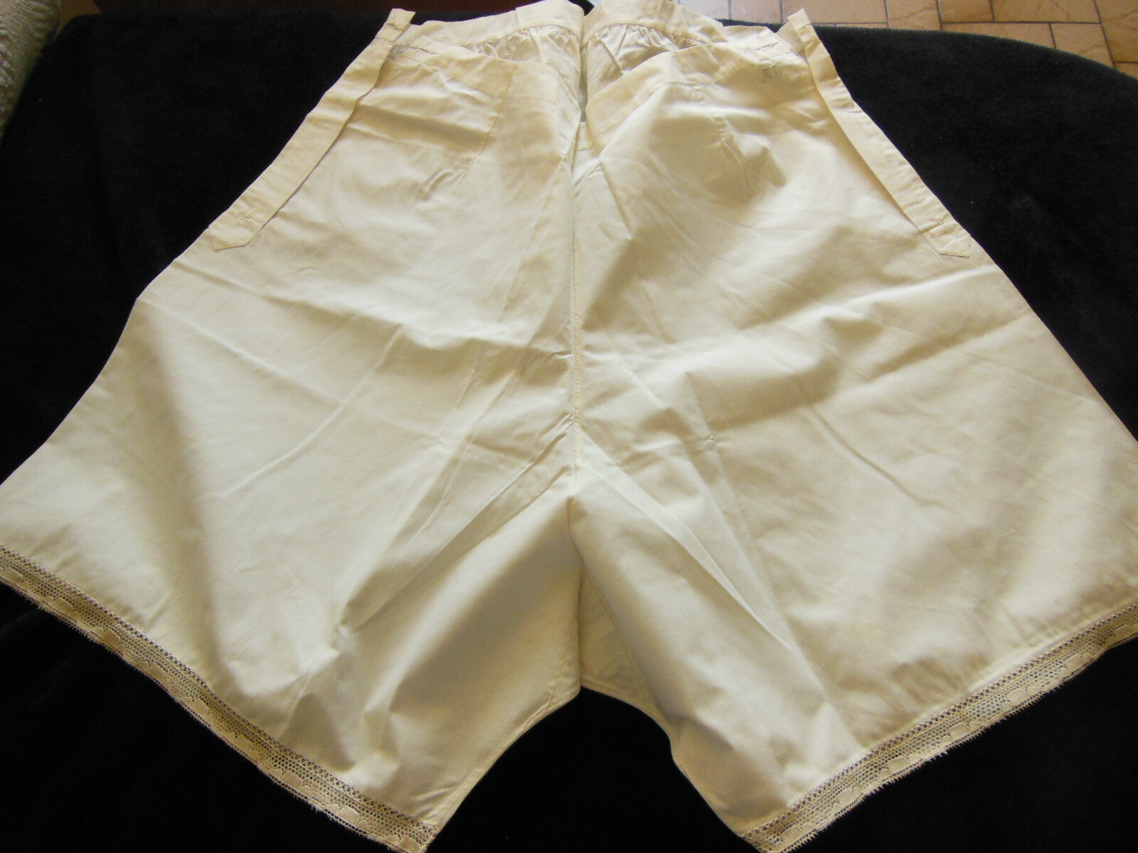 Ancienne culotte short monogramme ML jamais porté à nettoyer ou teindre n°1 B1