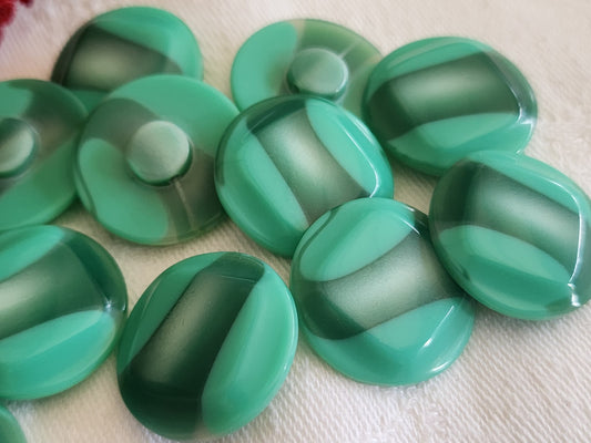 Lot 6 boutons vintage vert deux tons à pied 2,2 cm ref 875