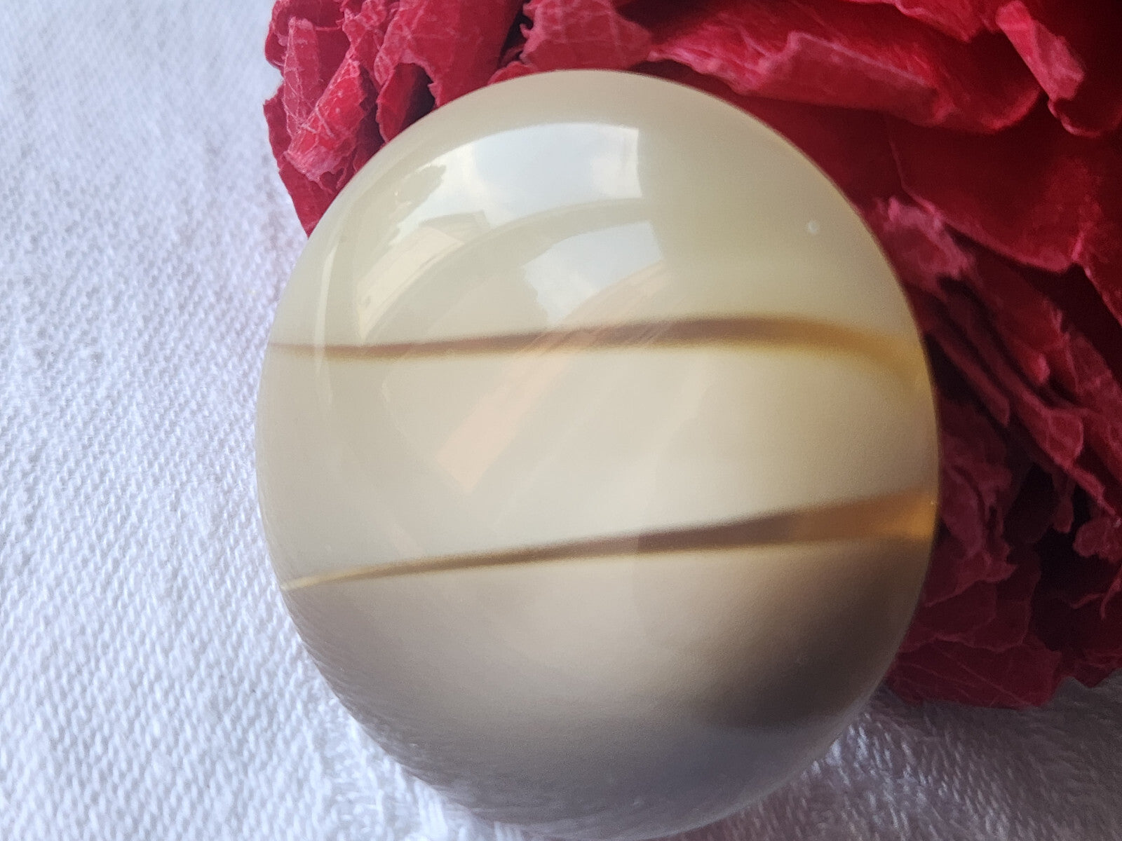 Enorme bouton vintage marron veiné creme pied 3,9 cm ref 3490
