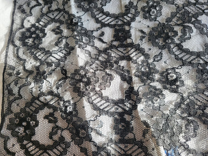 Dentelle vintage  noire jupon extra large jupon 4 mètres 80 /30 cm volant B4