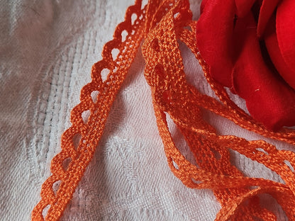 Dentelle vintage orange coton 3 métres sur 1,2 cm A1