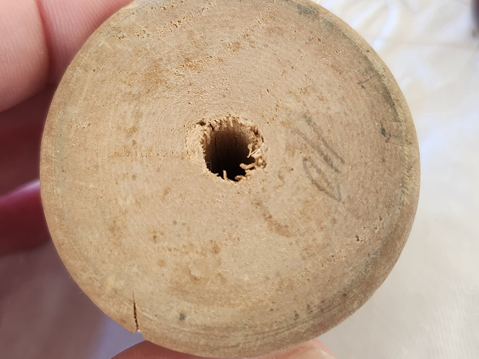 Grosse bobine en bois fil de lin blanc 68 grammes  ancien mercerie couture T2