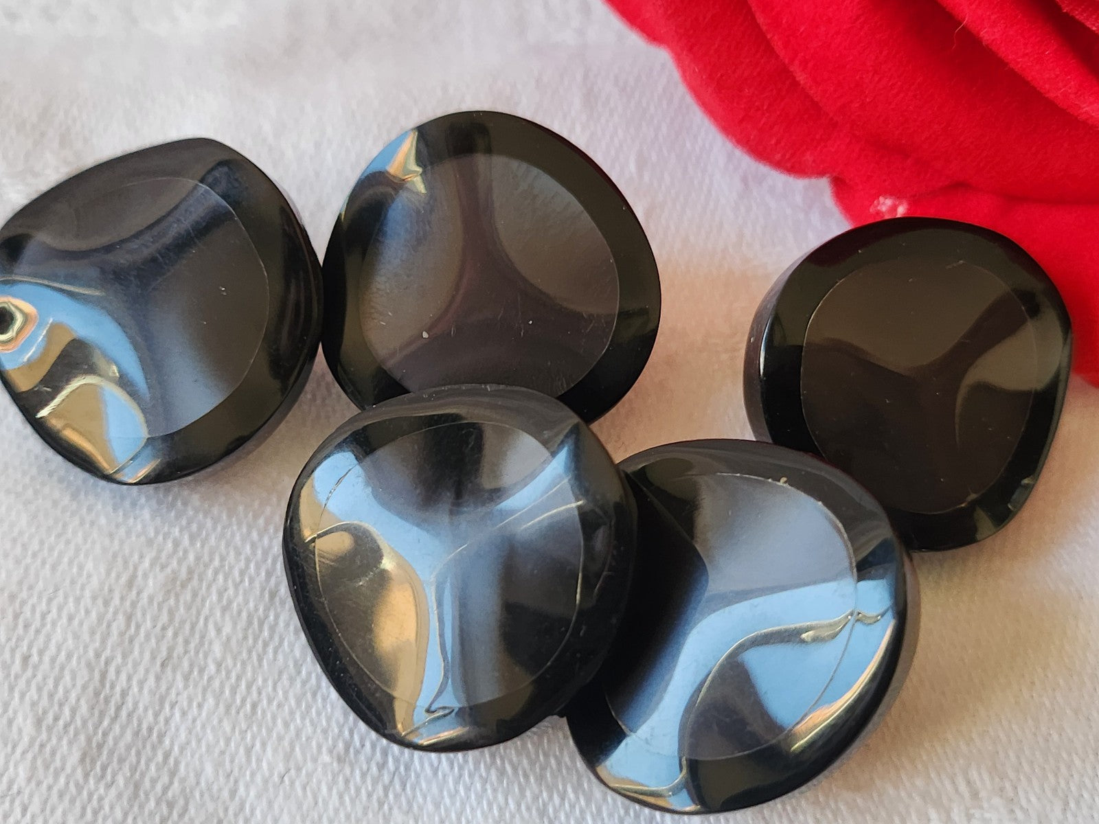 Lot 5 boutons vintage noir gris pied metal 2,3 cm ref 1890