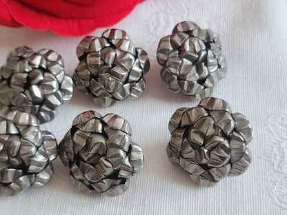 Lot 6 boutons vintage métal effet pétale fait main 2,4 cm ref 6235