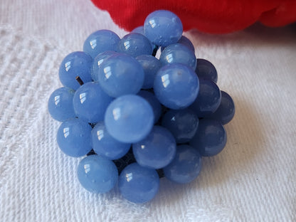 Ancien bouton perle en verre bleu double attache lourd  3,4 cm ref 570