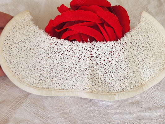 Col ancien bebe poupée enfant  jolie fleur  création couture T2-11