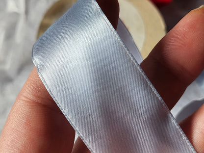 Ruban ancien rayonne gris 3 mètres / 2,5 cm soie artificielle  B5 n°13