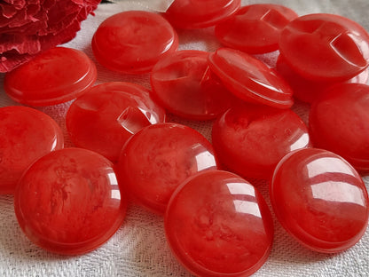 Lot 6 jolis boutons vintage rouge transparent veiné  pied 2,2 cm ref 1150