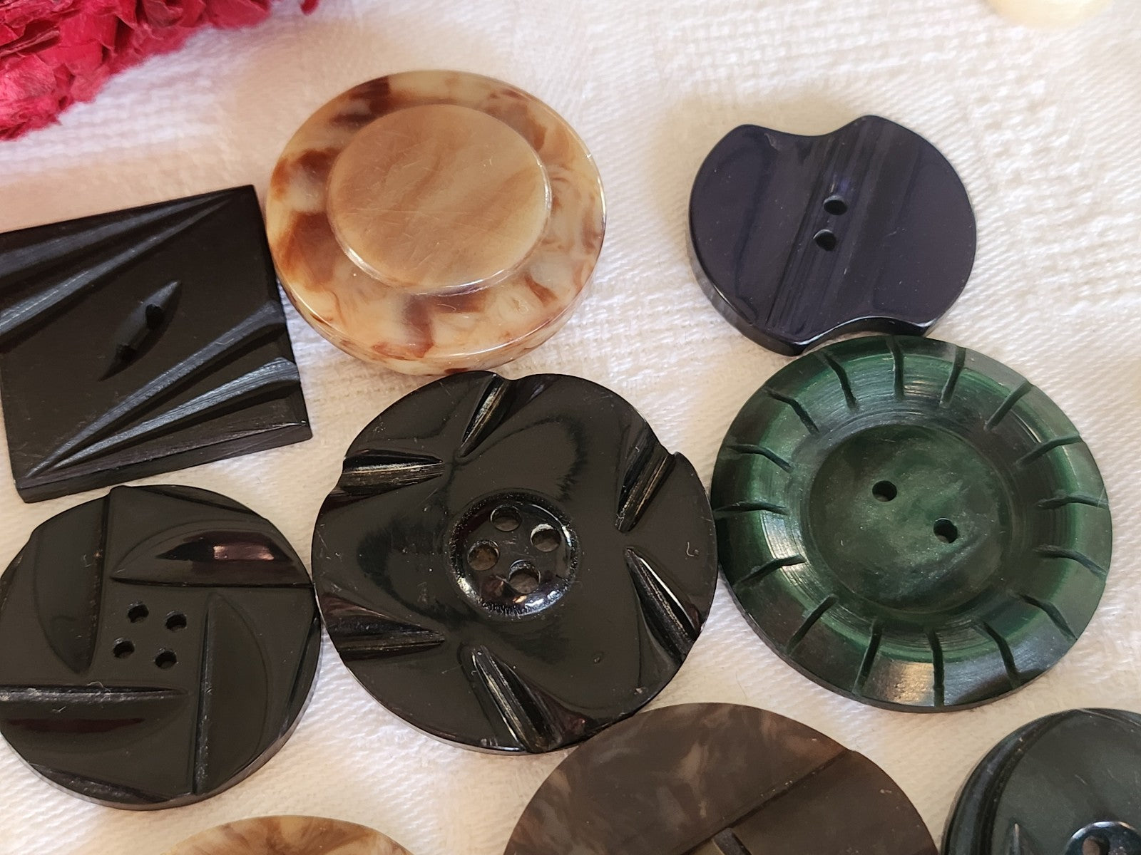 Lot 20 boutons anciens art deco bakelite plastique galalithe 2,7 à 3,5 cm T1