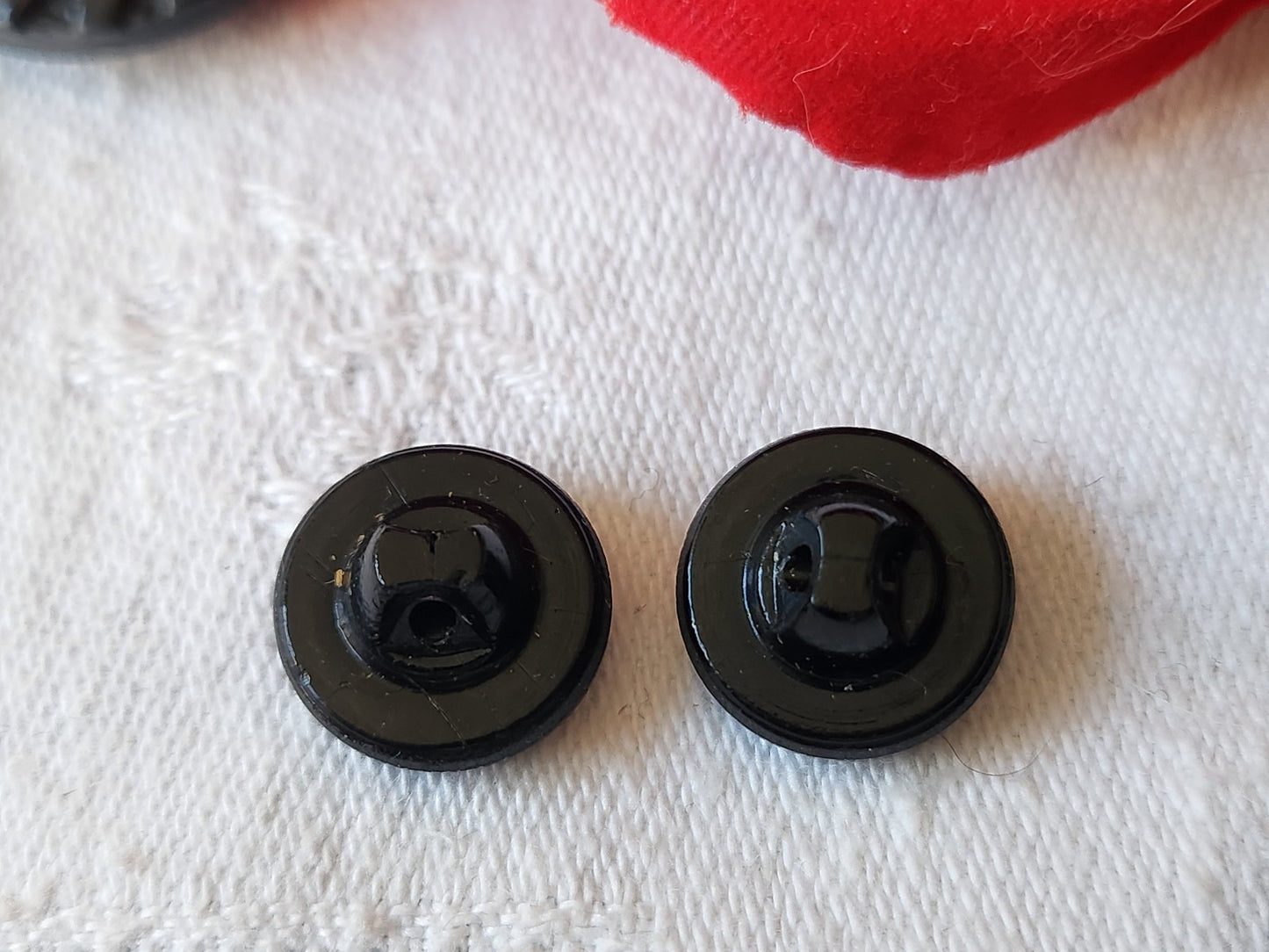 Duo boutons anciens en verre noir strass jaune vintage 1,3 cm D16A