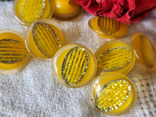 Lot 8 boutons vintage jaune paillette à pied 1,7 cm superbe ref 3301
