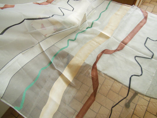 Coupon tissu moderne voilage  motif effet ruban 98 cm sur 1 mètre 10 B3