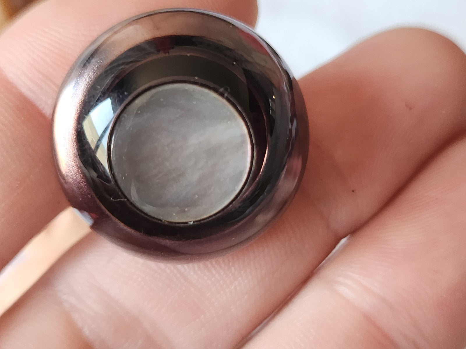 Collection  superbe bouton vintage marron coeur en nacre 2,5 cm G17N