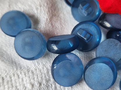 Lot 13 petits  boutons vintage bleu lisse granité pied  1,4 cm ref 3553