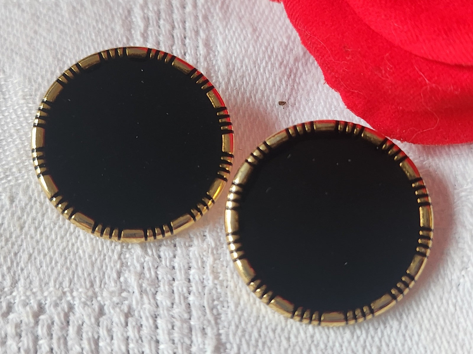 Duo gros boutons vintage en métal noir doré superbe 2,4 cm ref 267