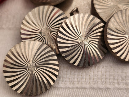 Lot 6 gros boutons vintage métal argenté lourd  2,2 cm pied ref 152