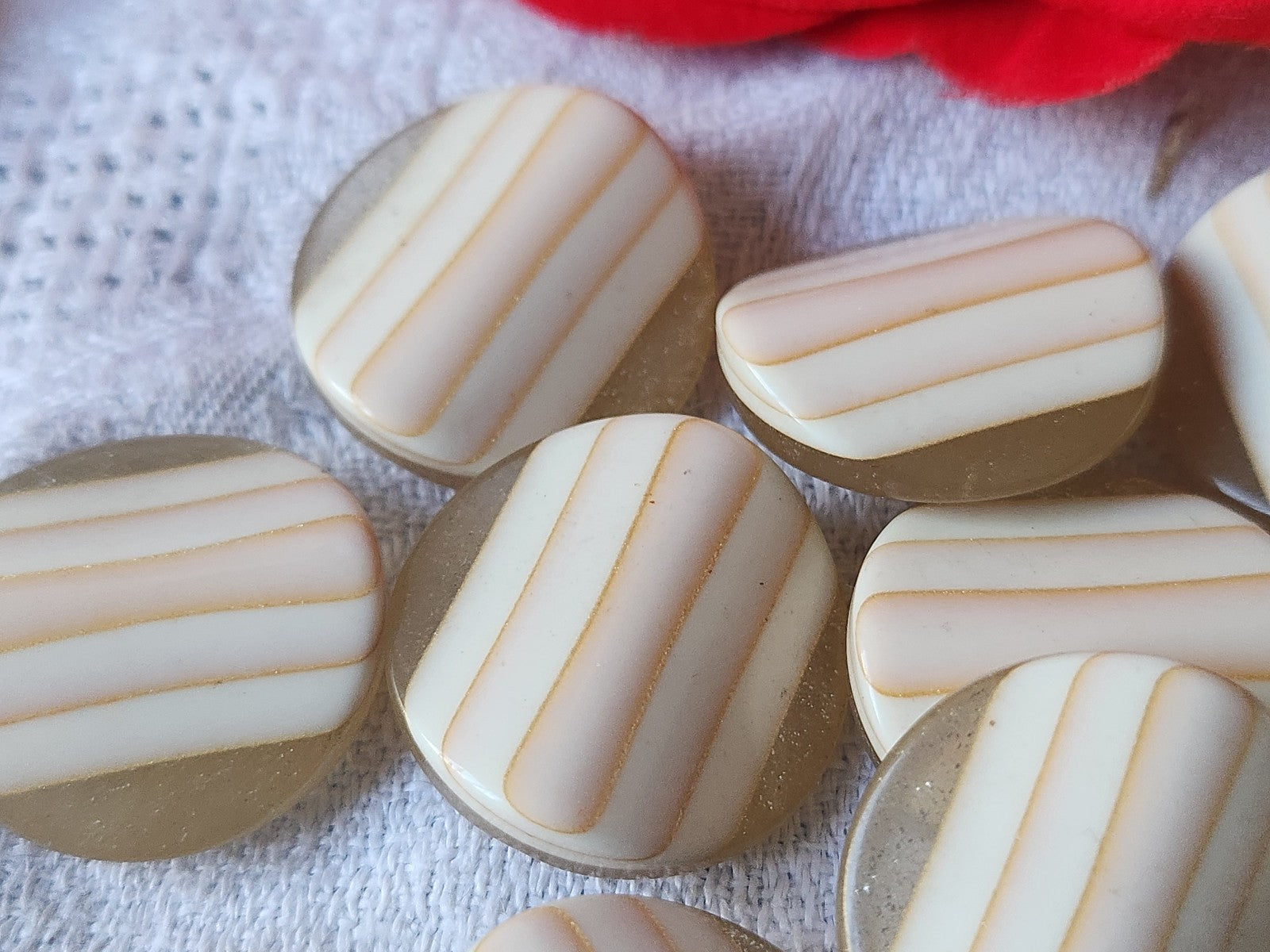 Lot 6 boutons vintage creme paillette doré pied 2,2 cm ref 5687