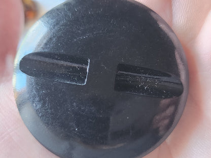 Enorme bouton vintage noir hyper lumineux 4,4 cm pied ref 2508