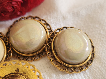Lot 6 superbes boutons vintage coeur beige reflet modoré 2,3 cm ref 732