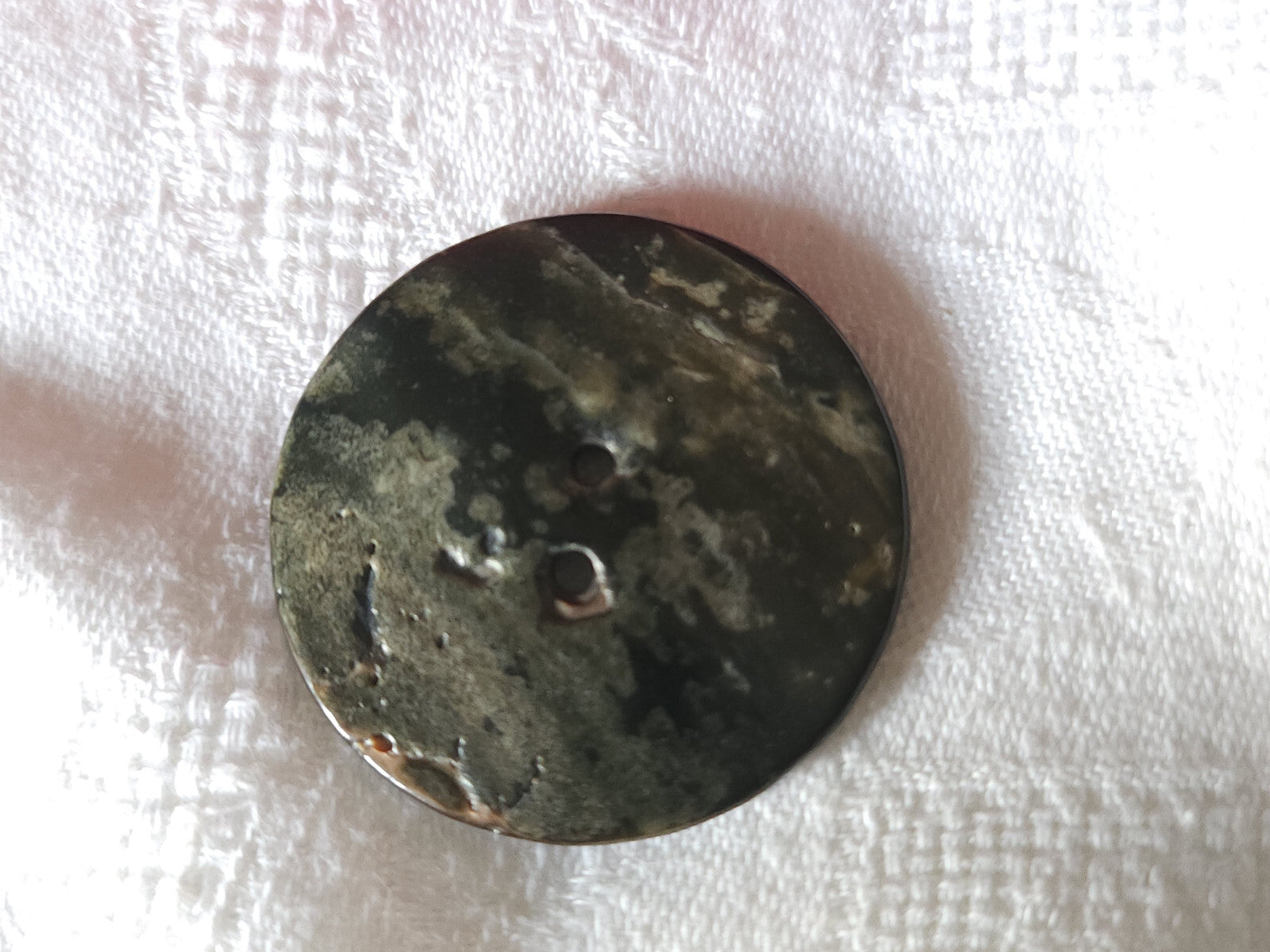 Enorme bouton ancien en nacre grise 3,8 cm XXL   G18F