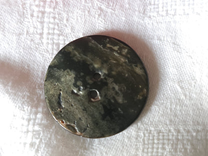 Enorme bouton ancien en nacre grise 3,8 cm XXL   G18F