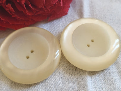 Duo gros boutons vintage pourtour lumineux blanc épais  3,6 cm ref 3481