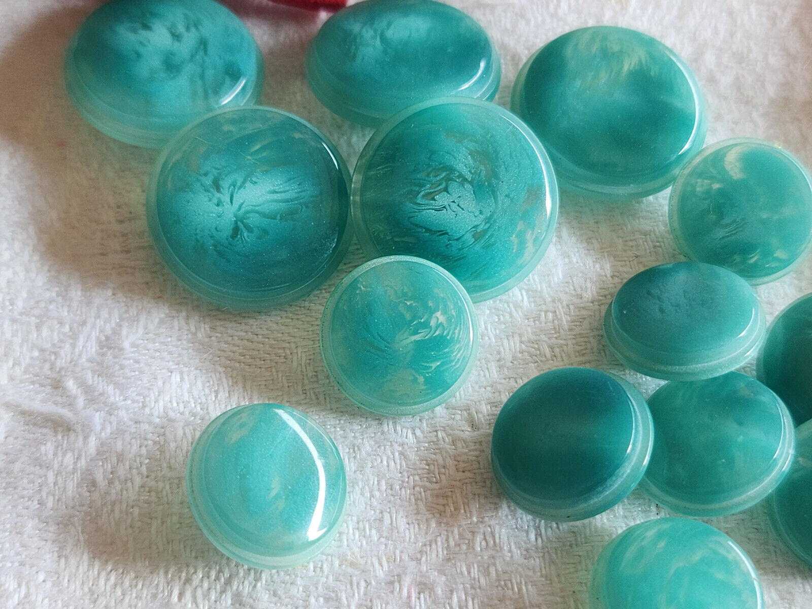 Lot 14  boutons vintage  panaché bleu veiné 2 diamètre 1,3 et 1,8 ref 4774