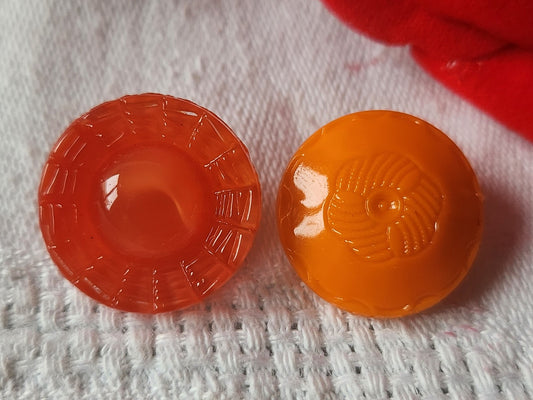 Duo boutons anciens en verre  orange  motif vintage 1,7 et 1,8 cm D9C