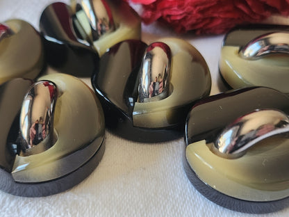 Lot 6 énormes boutons noir coup de coeur  3 cm pied ref 4964