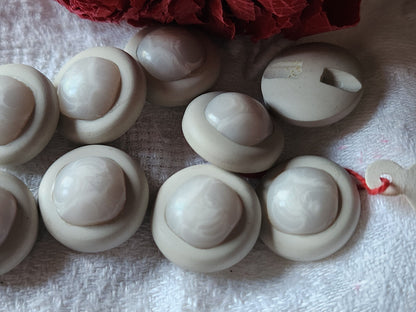 Lot 10  boutons vintage gris haut camaieu pied 1,7 cm ref 301