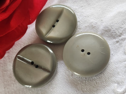 Trio gros boutons vintage gris lumineux trous  3 cm ref 2372