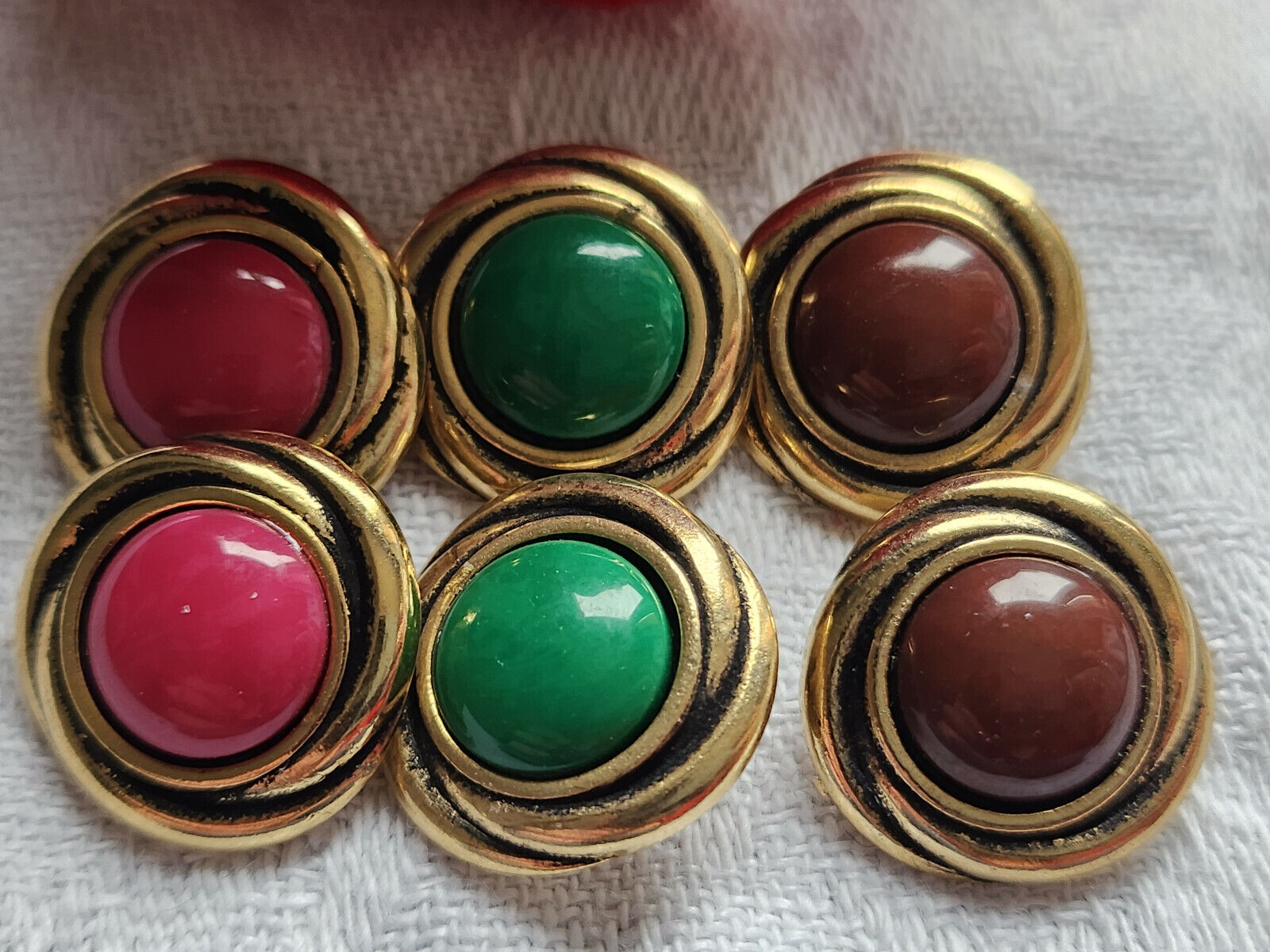 Lot 6 boutons vintage en métal coeur couleur  panaché  1,7 cm ref 5825