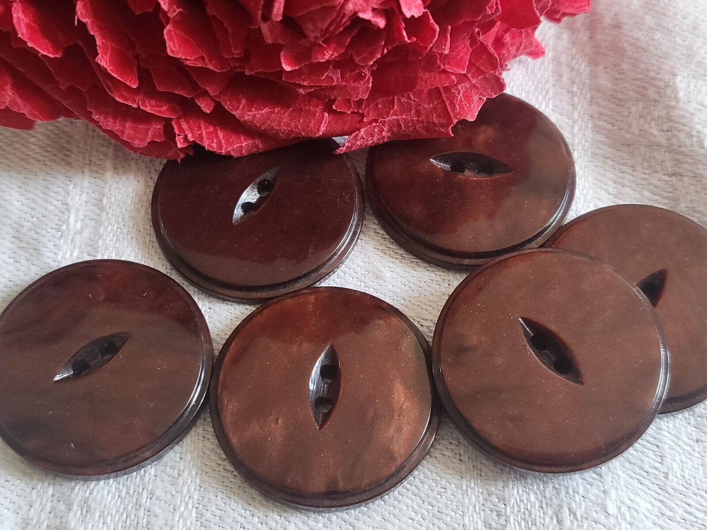 Lot 6 boutons anciens vintage marron marbré 2 trous diamètre 2,2 cm ref 2312