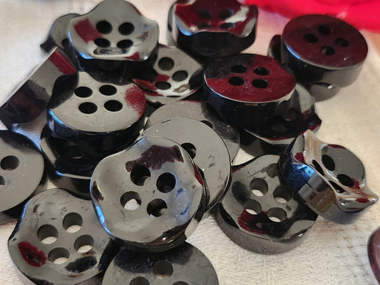 Lot 6 boutons vintage noir lumineux haut trous 2,1 cm 21 mm ref 6526