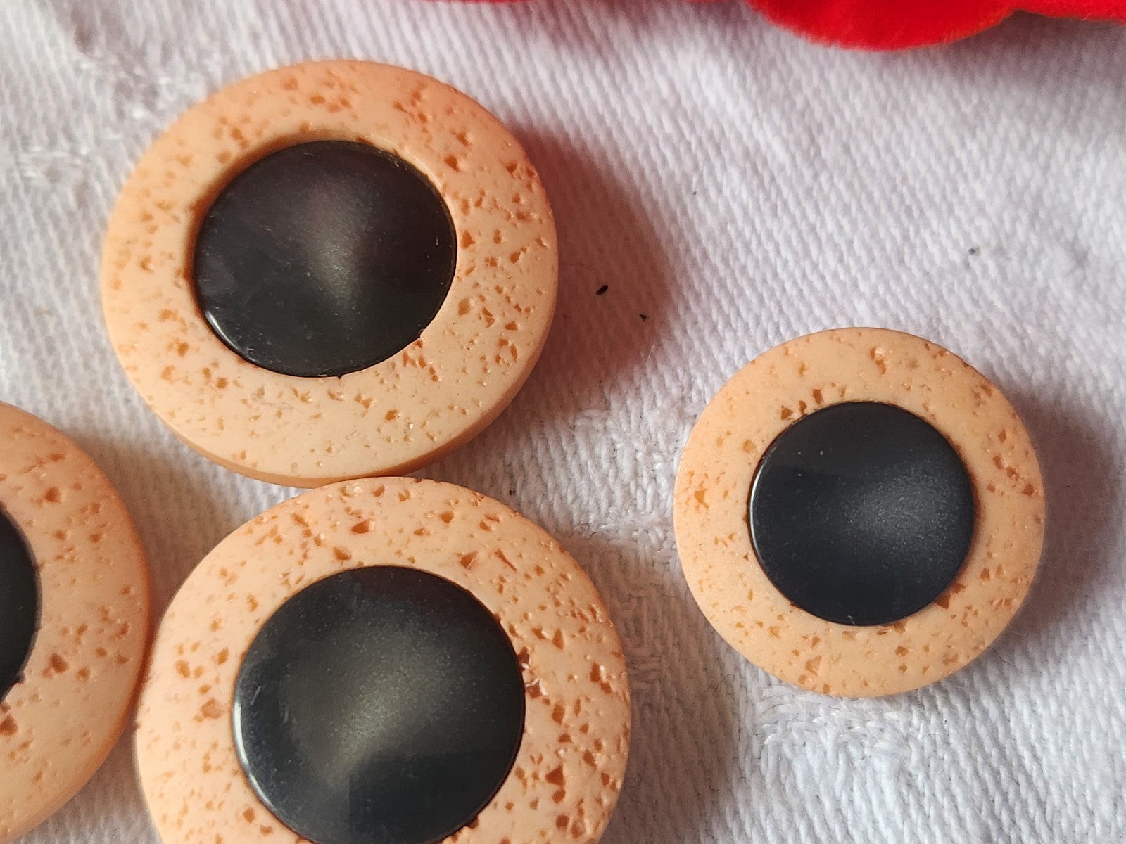 Lot 4 boutons vintage rose gris ouriginaux pied 1,8 et 2,3 cm ref 1811
