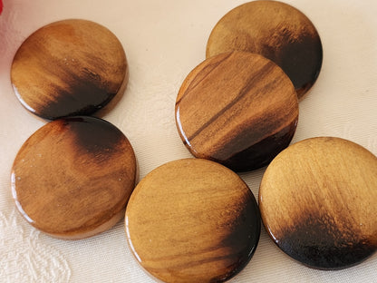 Lot 6 énorme boutons vintage  en bois verni 3,4 cm 34 mm pied ref 354