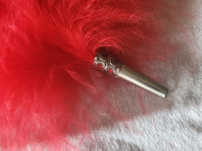 Bouquet plumes rouge montée sur broche modiste chapeau vintage T0-57