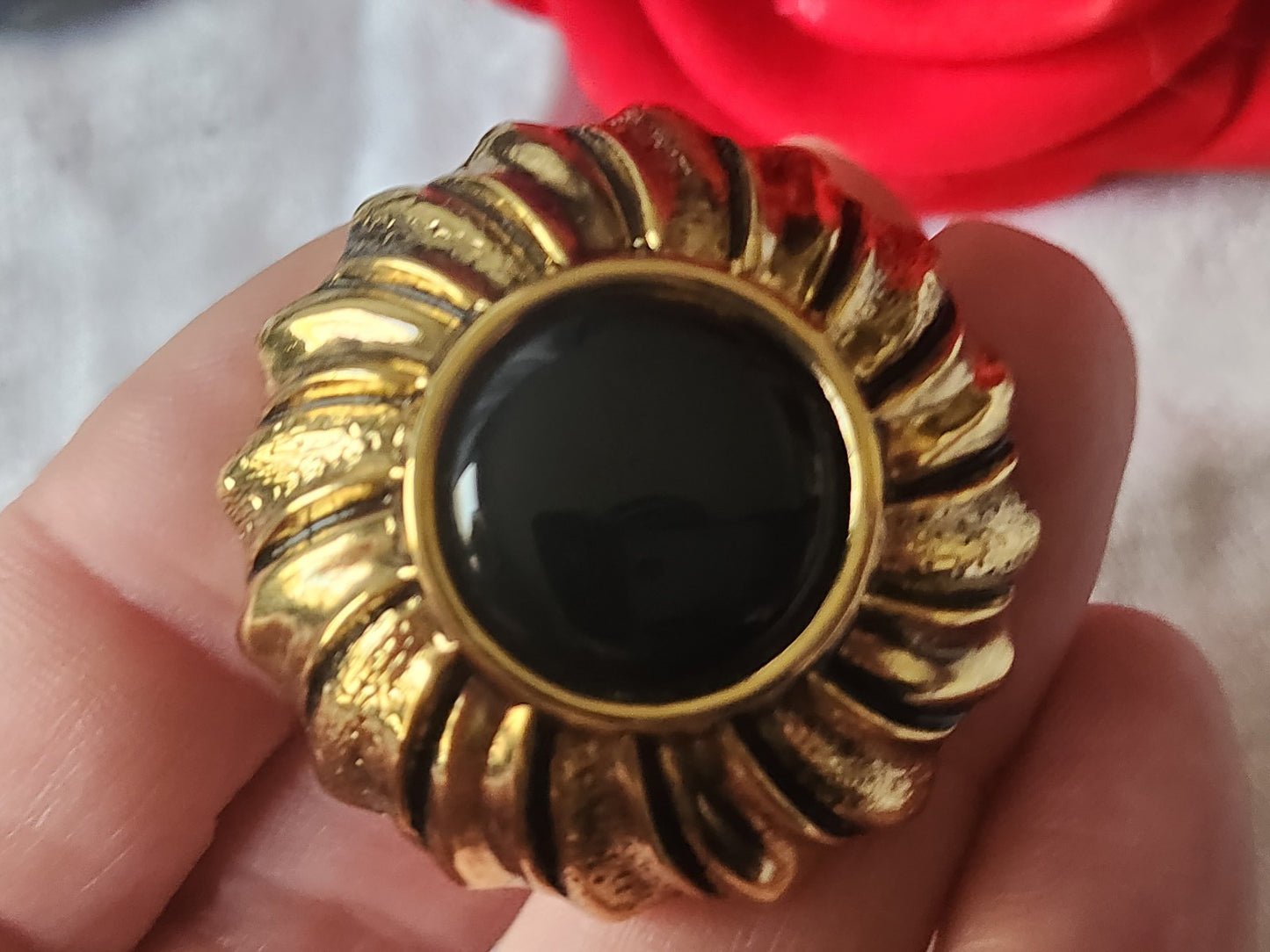 Enorme bouton vintage métal doré bleu  pied 4 cm volume  ref 3819