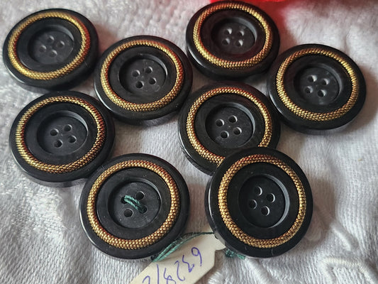 Lot 7boutons vintage noir doré 2,2 cm trous épais ref 5801