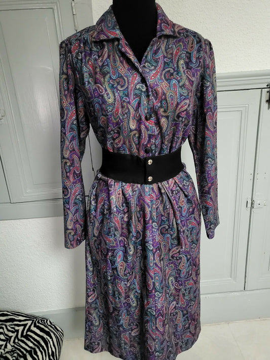 Pur vintage robe ancienne motif cachemire violet taille 42/44 ?  ref portant