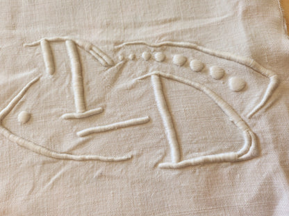 Grand monogramme de drap  ancien TD  10 cm sur 18,5 cm T8
