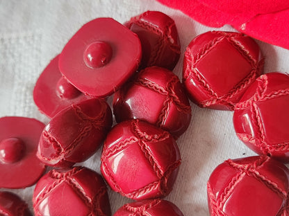 Lot 6 boutons vintage rouge imitation cuir verni 2 cm pied ref 1803