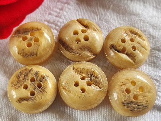 Lot 6 boutons vintage imitation corne 2,1 cm beige trous ref 2295