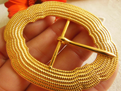 Boucle de ceinture grosse ancienne métal doré 5,5 sur 7,1 cm neuve mercerie