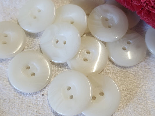 Lot 14 boutons vintage blanc veiné trous 1,8 cm ref 170