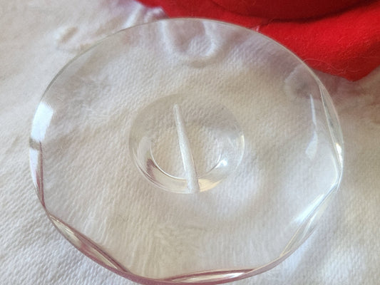 Enorme bouton vintage transparent effet plexis pied XXL 4,8 cm ref 6125