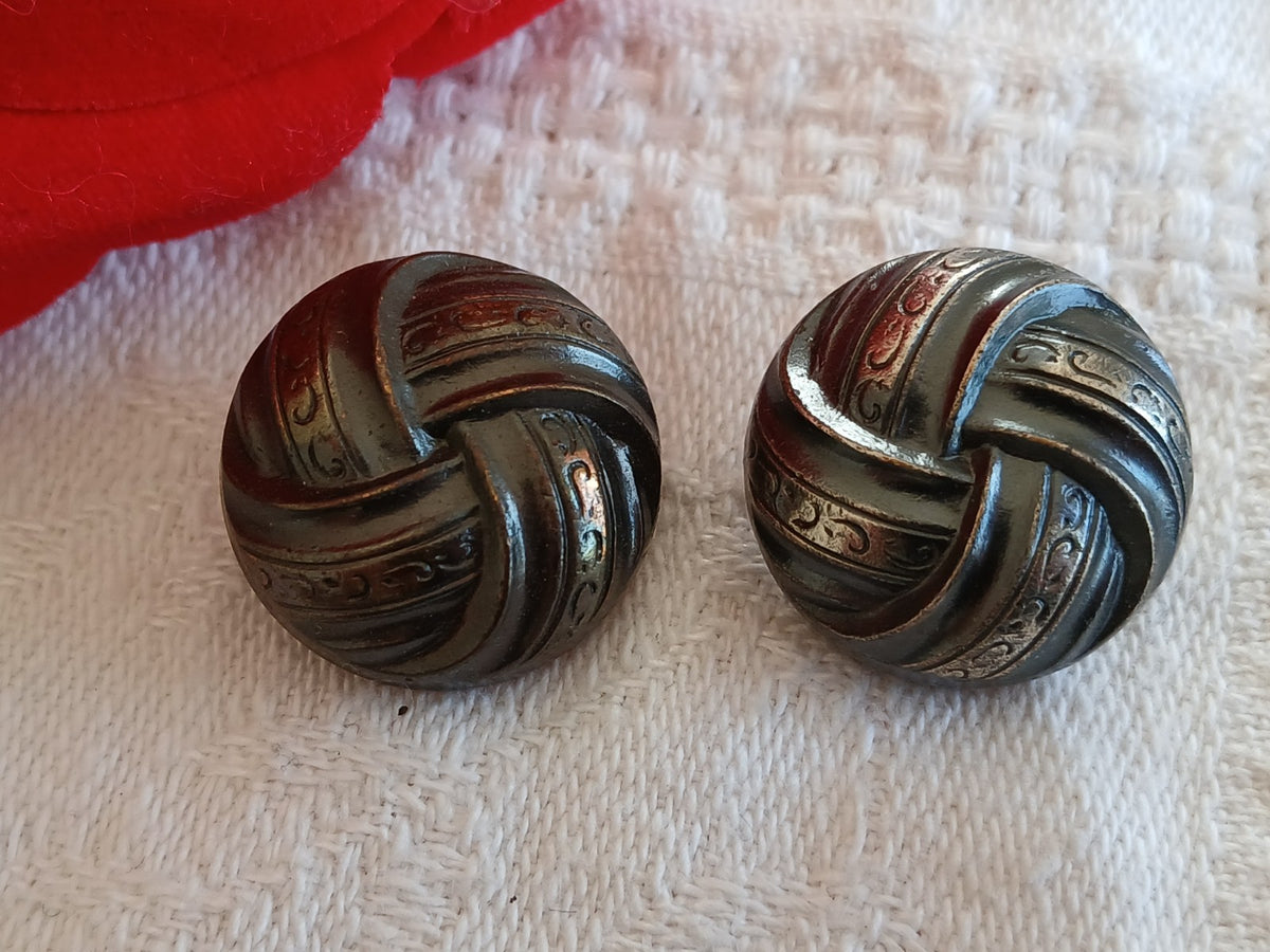 Duo boutons vintage en métal argenté et cuivré ancien 18 mm 1,8 cm D16F