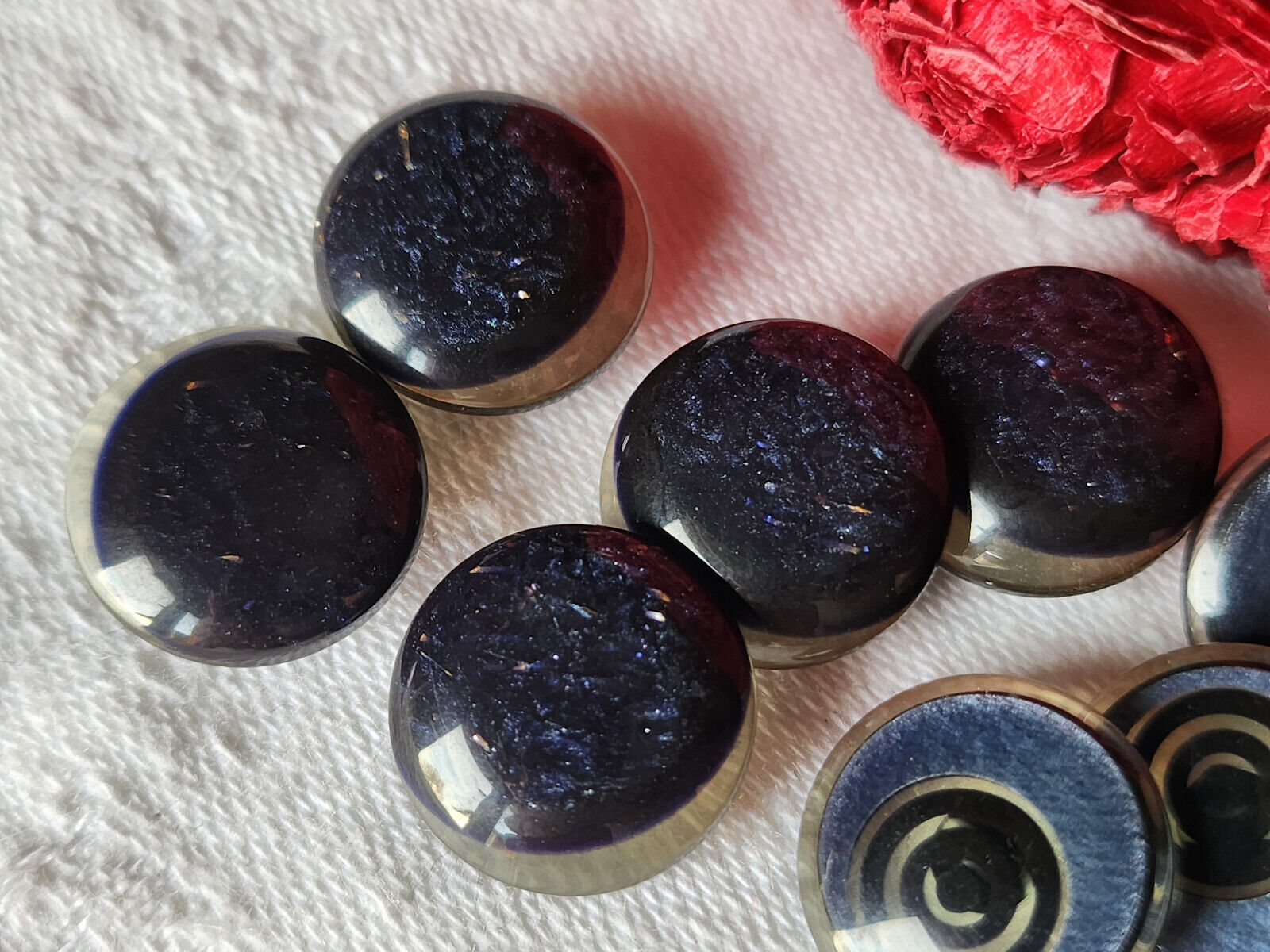 Lot 12  boutons vintage bleu scintillant  2  series pied 1,6 cm ref 6055