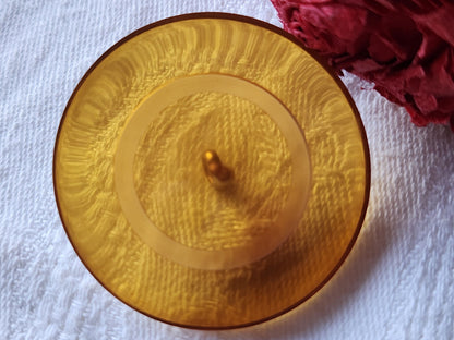Gros bouton vintage orangé  transparent pied laiton 4 cm ou 40 mm ref 5895